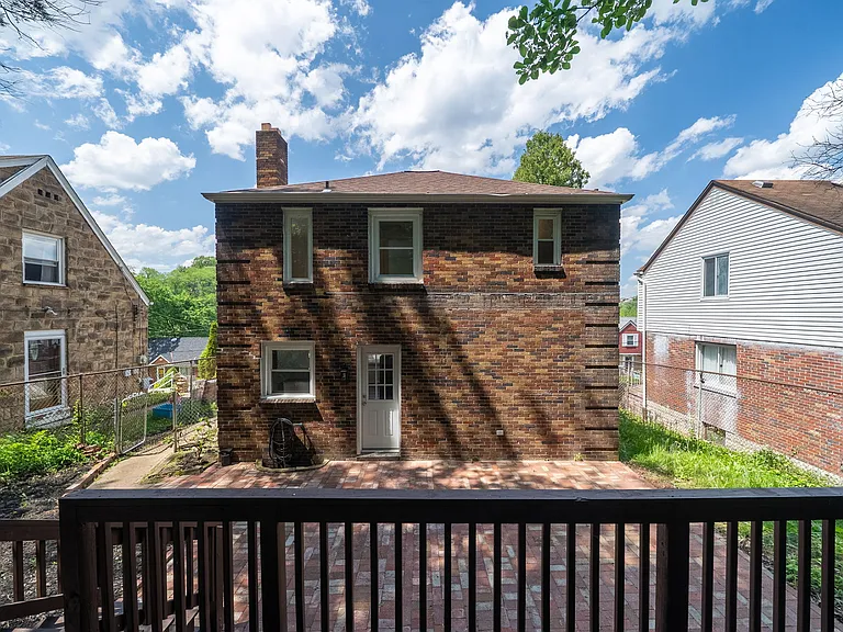 363 Olancha Ave — Photo 17