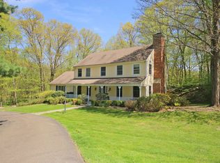 6 Lounsbury Ln, Ridgefield, CT 06877