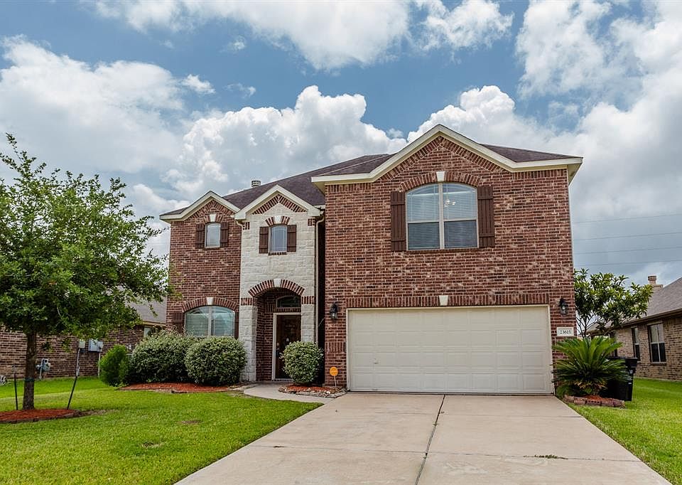 1st image of 23615 Starbridge Lake Ln