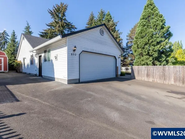 852 NE Ashby Ct, McMinnville, OR 97128