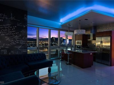 4471 Dean Martin Dr UNIT 2101, Paradise Town, NV, 89103