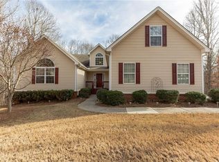 46 Saint Michael St, Commerce, GA 30530