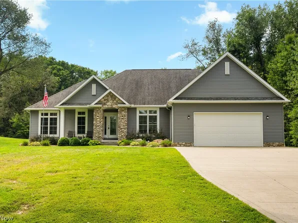 928 Dunning Rd, Canal Fulton, OH 44614