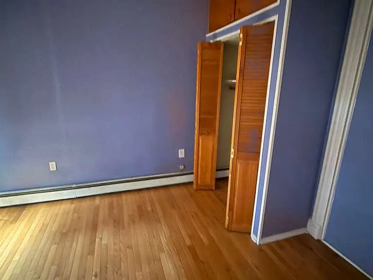 287 Summit Ave — Photo 2