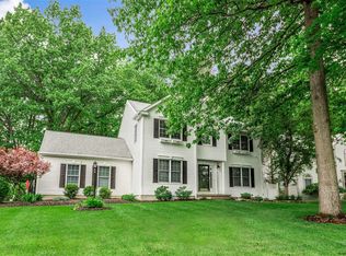 8 Duchess Path, Halfmoon, NY 12065