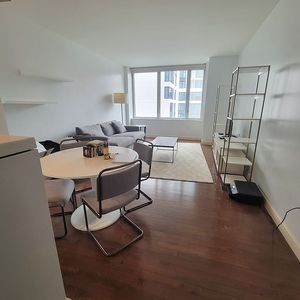 225 E 34th St APT 8C, New york, NY, 10016