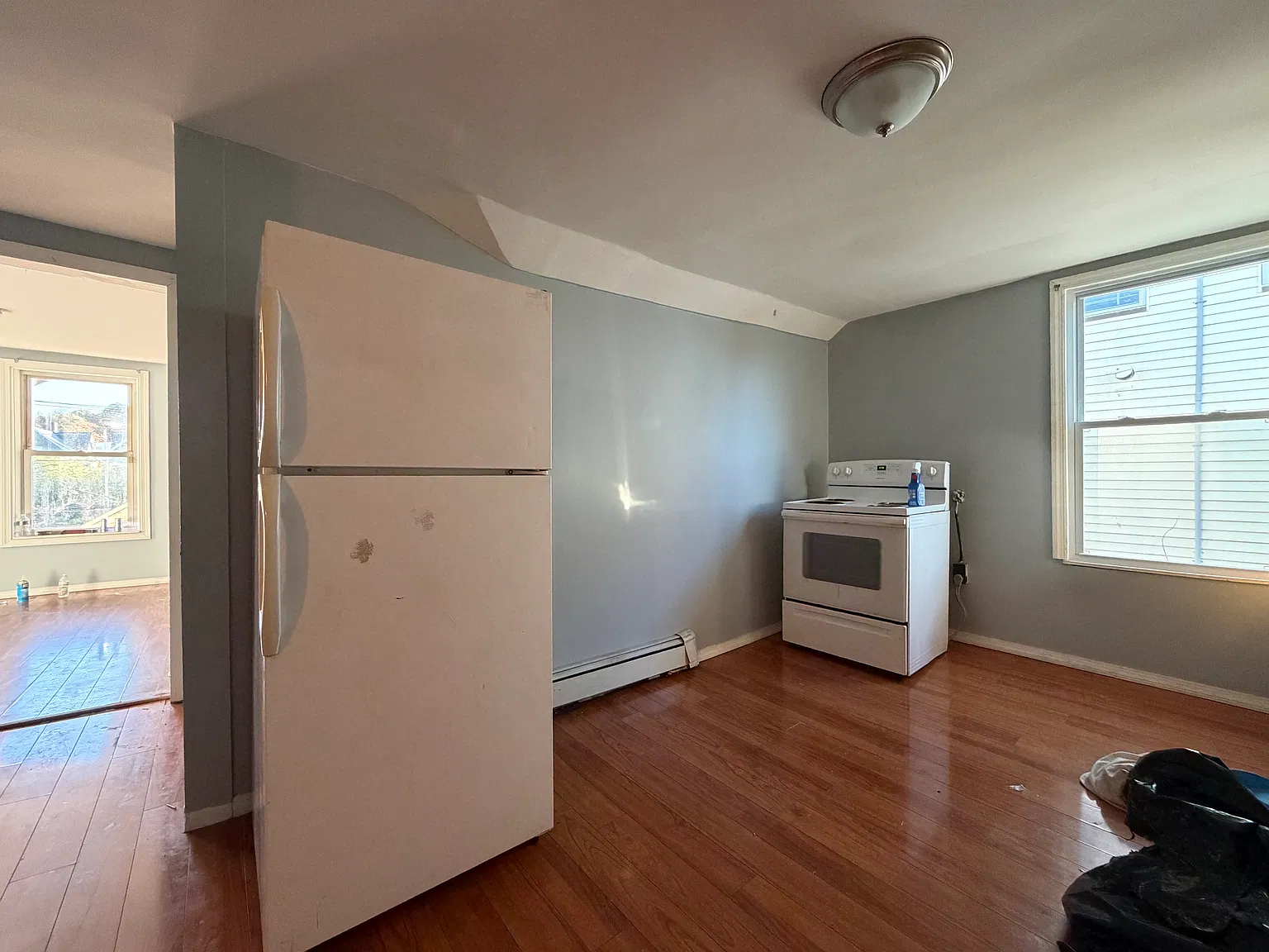 3 bed, 800 sqft, $1,495 — Photo 4