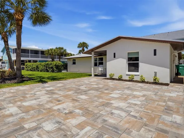 120 Stanford Dr, Englewood, FL 34223