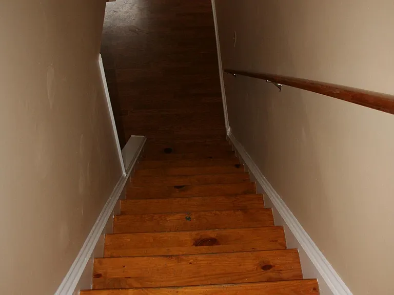 208 Prospect Ave — Photo 28