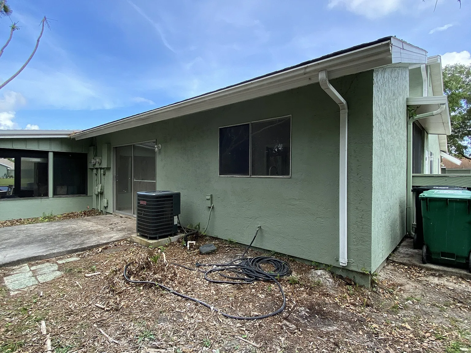 2 bed, 1024 sqft, $1,825 — Photo 4