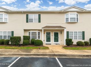 2320 Vineyard Circle #O-7, Winterville, NC 28590