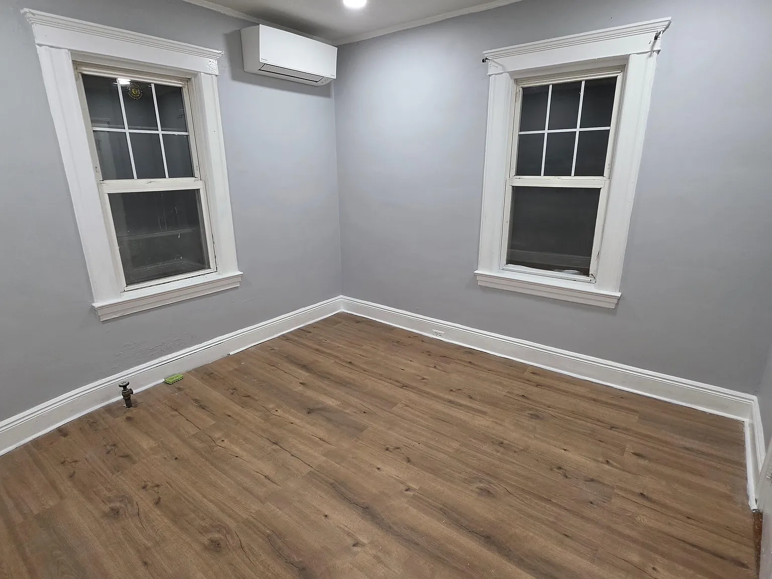 3 bed, 1000 sqft, $2,600 — Photo 3