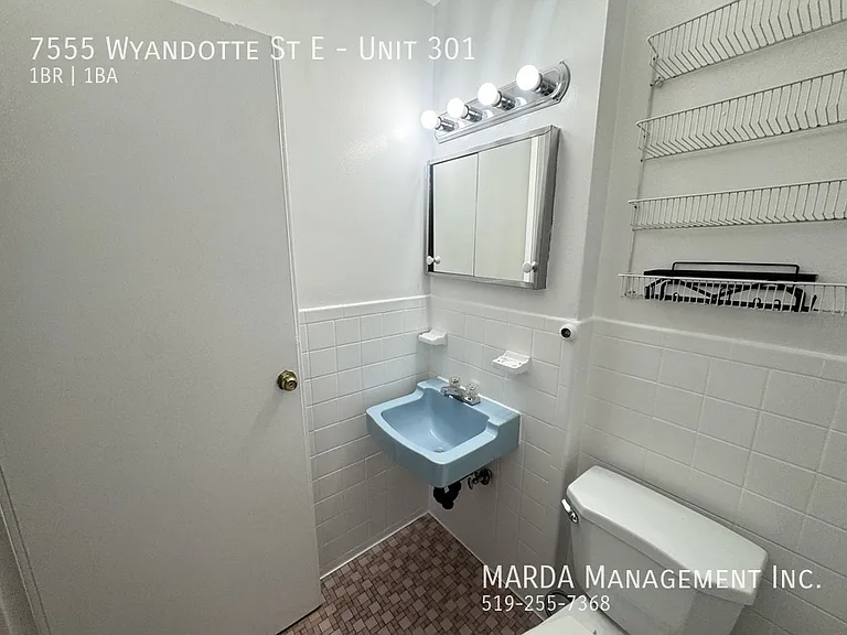 7555 Wyandotte St E #301 — Photo 11