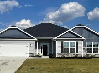 186 Seashore Street, Grimesland, NC 27837