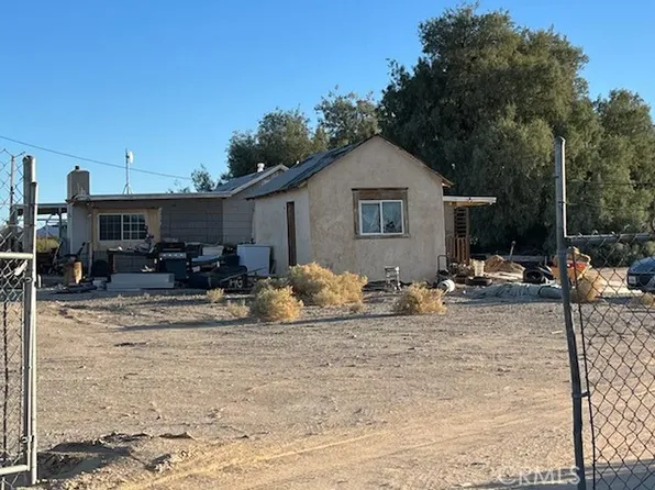 2368 Mesquite Springs Rd, Twentynine Palms, CA 92277