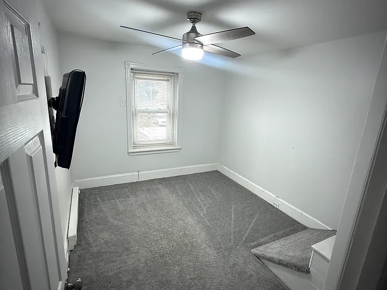 5734 Walker St #2 — Photo 4