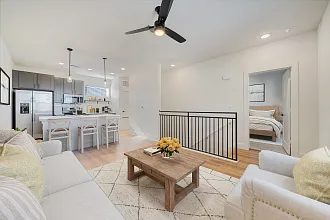 Country Lane Townhomes — Photo 17