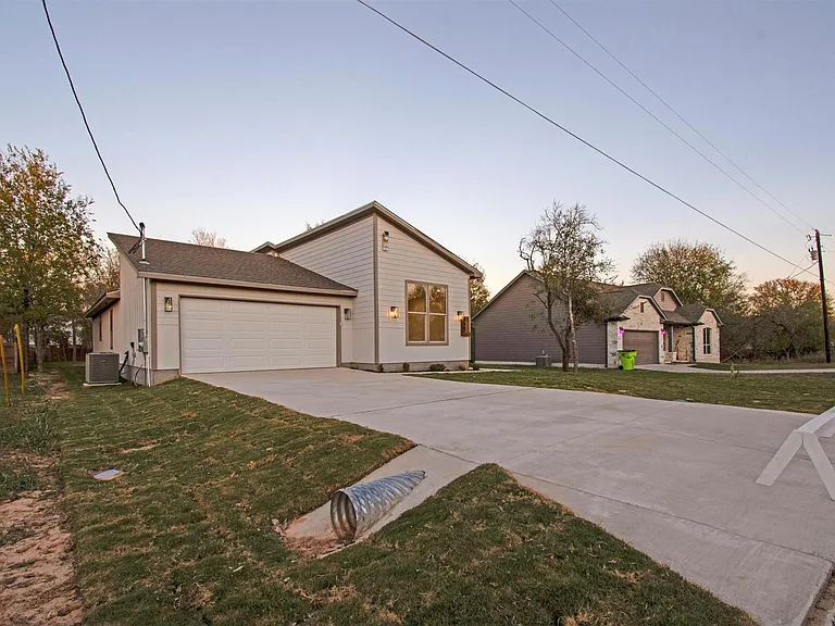 346 Nene Ln — Photo 3