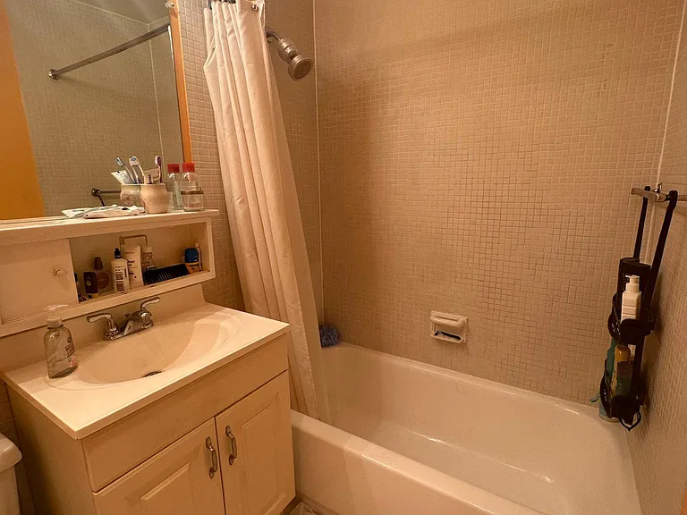 274 M St SW #274 — Photo 18