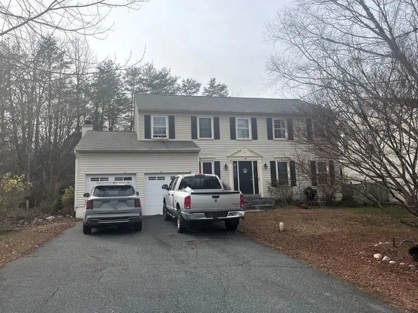 34 Summerwood Dr, Stafford, VA 22554