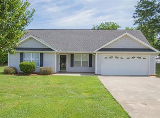 100 Havenshire Pl, Belton, SC 29627