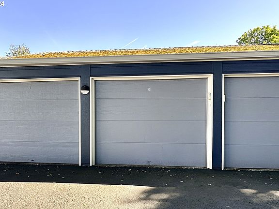 4th image of 12600 SE Freeman Way #230