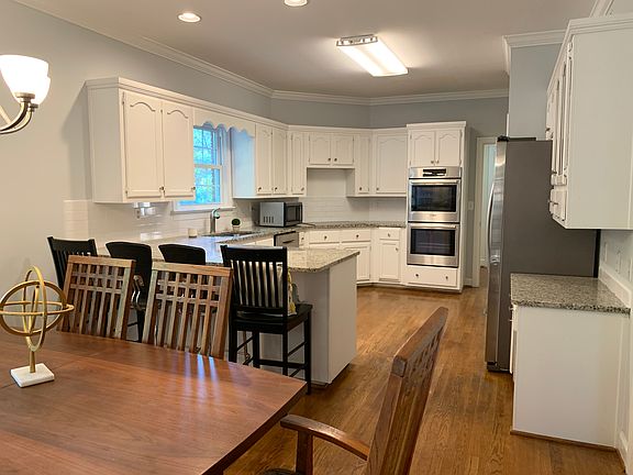 5th image of 426 Delcris Dr