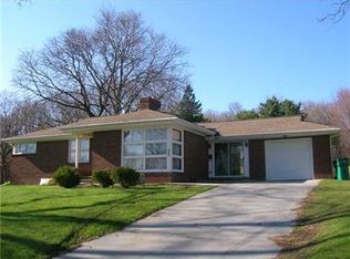 240 Lunn Blvd, Farrell, PA 16121