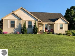7585 Putter Dr, Traverse City, MI 49685