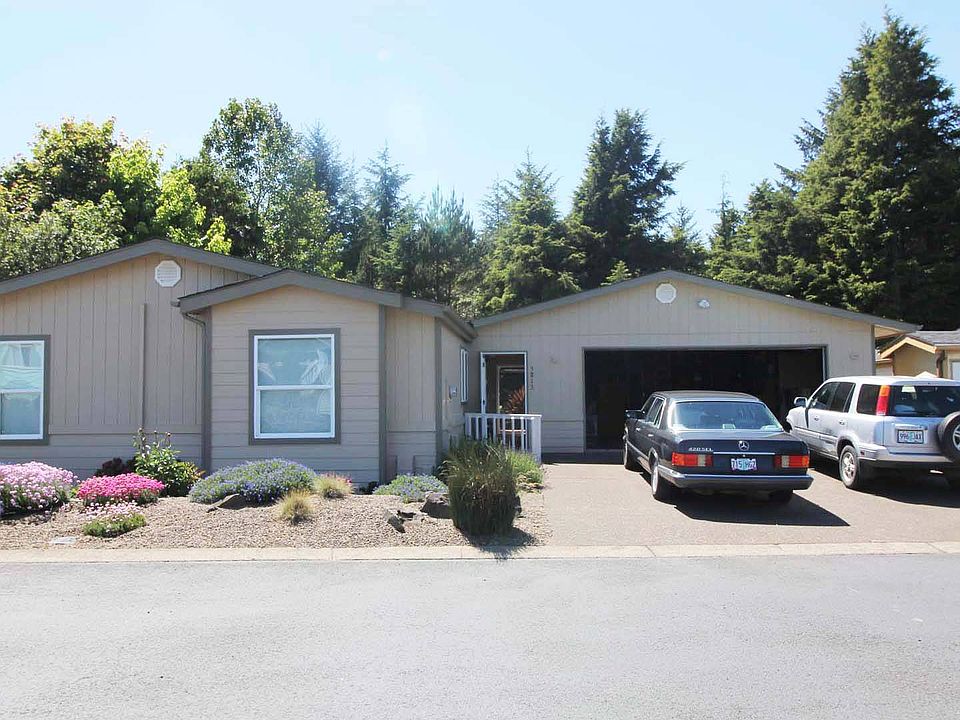1st image of 544 NE 60th Ct