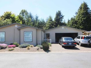 544 NE 60th Ct, Newport, OR 97365