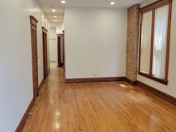 5th image of 1931 S Saint Louis Ave APT 2