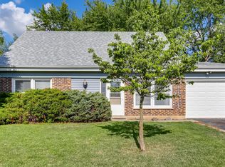 8077 Northway Dr, Hanover Park, IL 60133