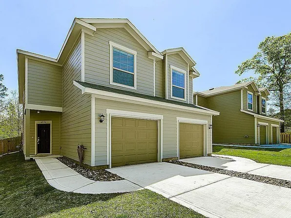 295 Woodland Hills Dr #B, Conroe, TX 77303