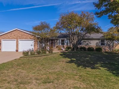 804 Havens Dr, Hudson, IL, 61748