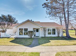 7214 Blair Ln, Fox Lake, IL 60020