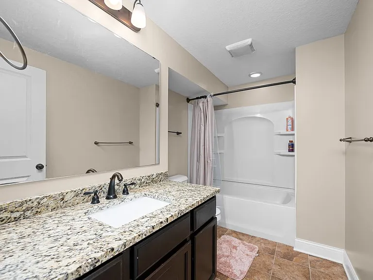 67 Cobblestone Ln — Photo 15