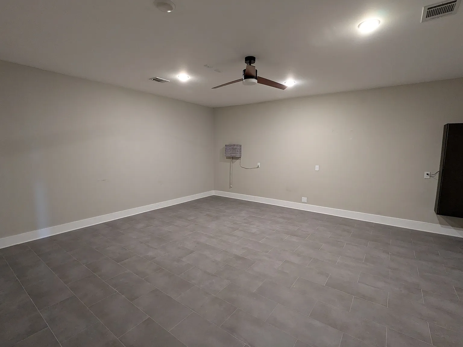 4 bed, 2.5 bath, 2244 sqft, $2,450 — Photo 4