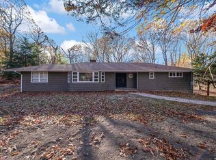 102 Cliff Rd, Port Jefferson, NY 11777