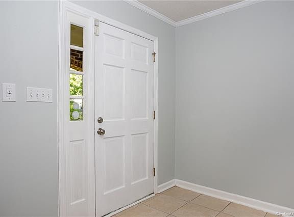 5th image of 839 Winter Wood Dr