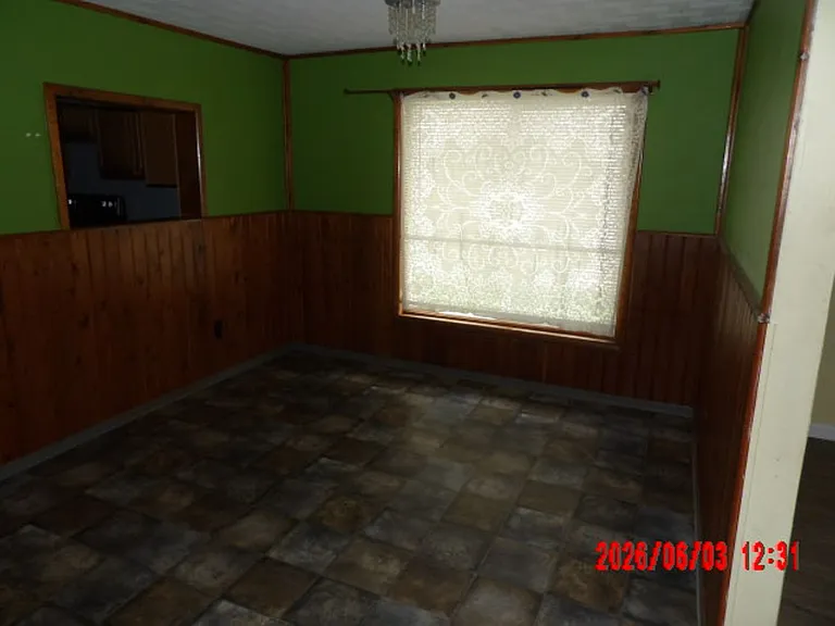 155 N 17th Ave — Photo 5