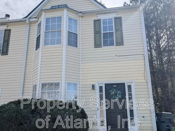 5690 Hampton Ct, Atlanta, GA 30349