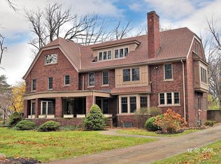 2821 Fairmount Blvd, Cleveland Heights, OH 44118