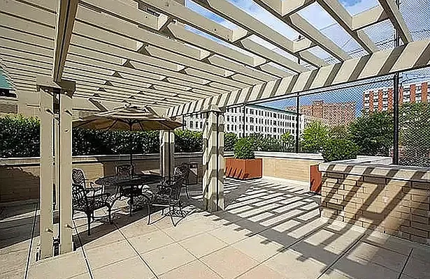 Rented by REAL New York | media 17