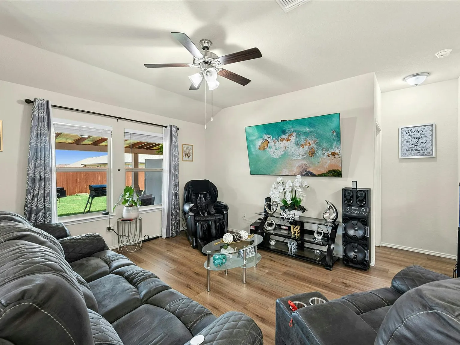 4 bed, 2.0 bath, 1512 sqft, $2,200 — Photo 4