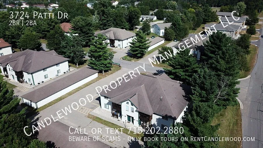 2 Bedroom Pet Friendly Apartment With Garage Available NOW! — Photo 4