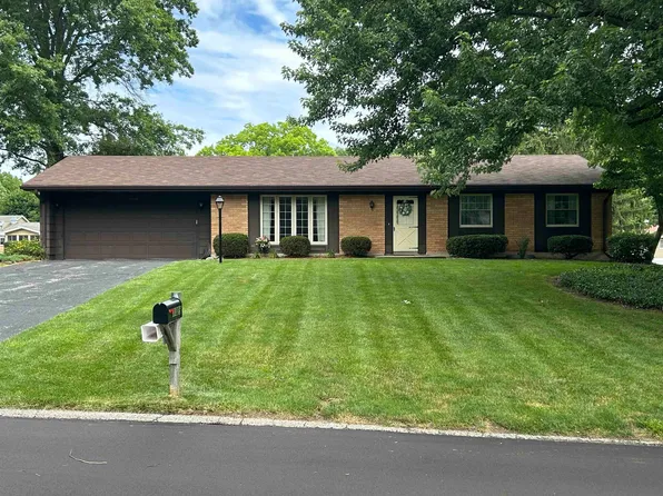 1329 Norwich Ct, South Bend, IN 46614