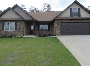 201 Longmont Dr, Boiling Springs, SC 29316