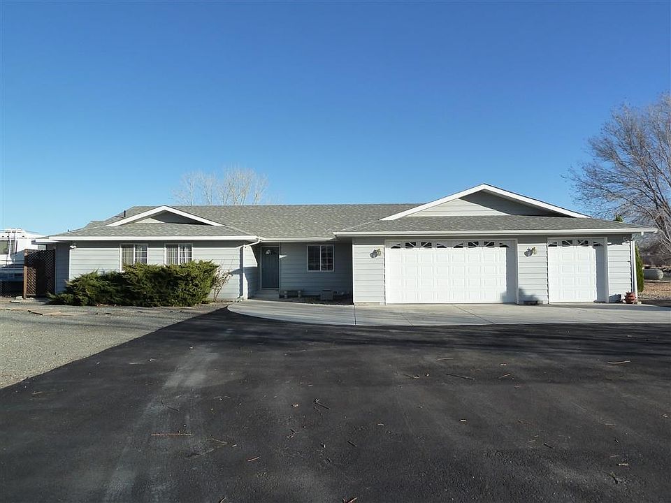 1st image of 30 Cottonwood Ln