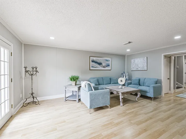 14111 Misty Meadow Ln — Photo 7